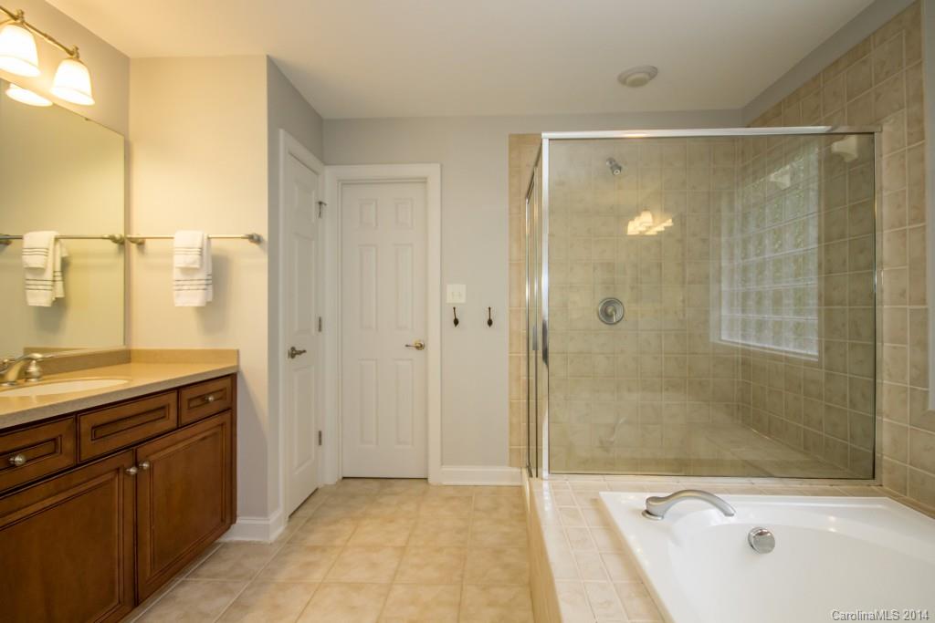 The Oaks at Oxfordshire - Residential