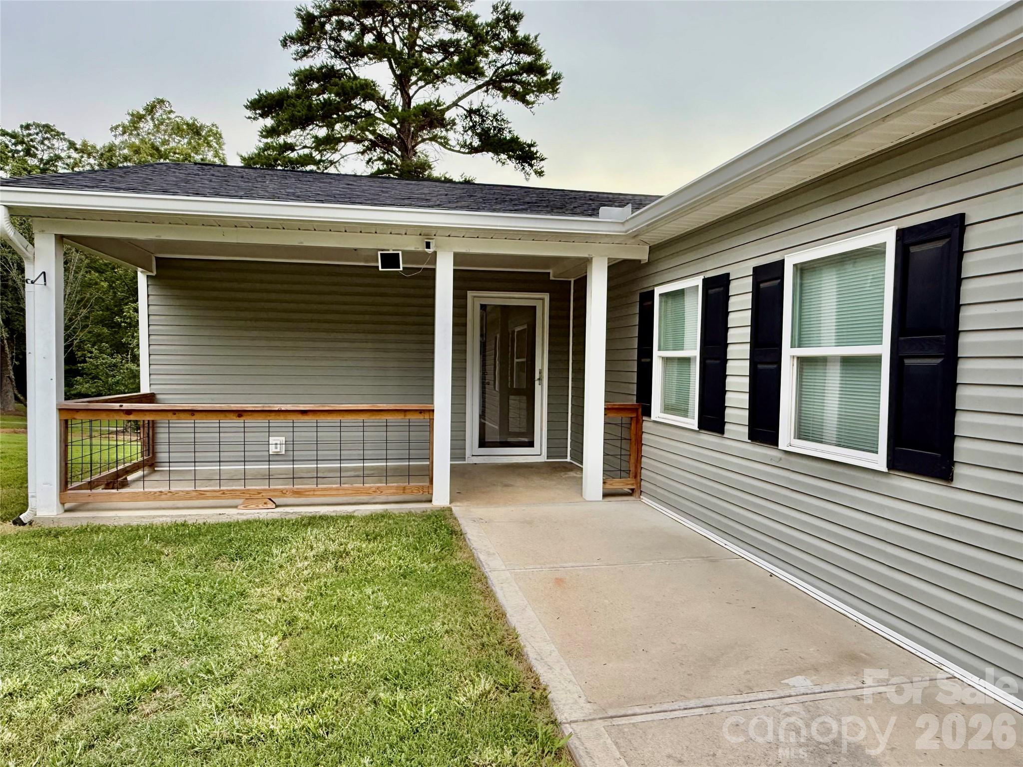 2213 Balmy Court