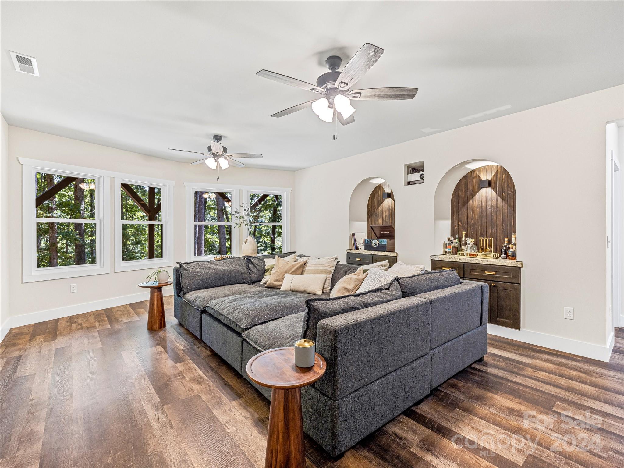 Haw Creek - Residential