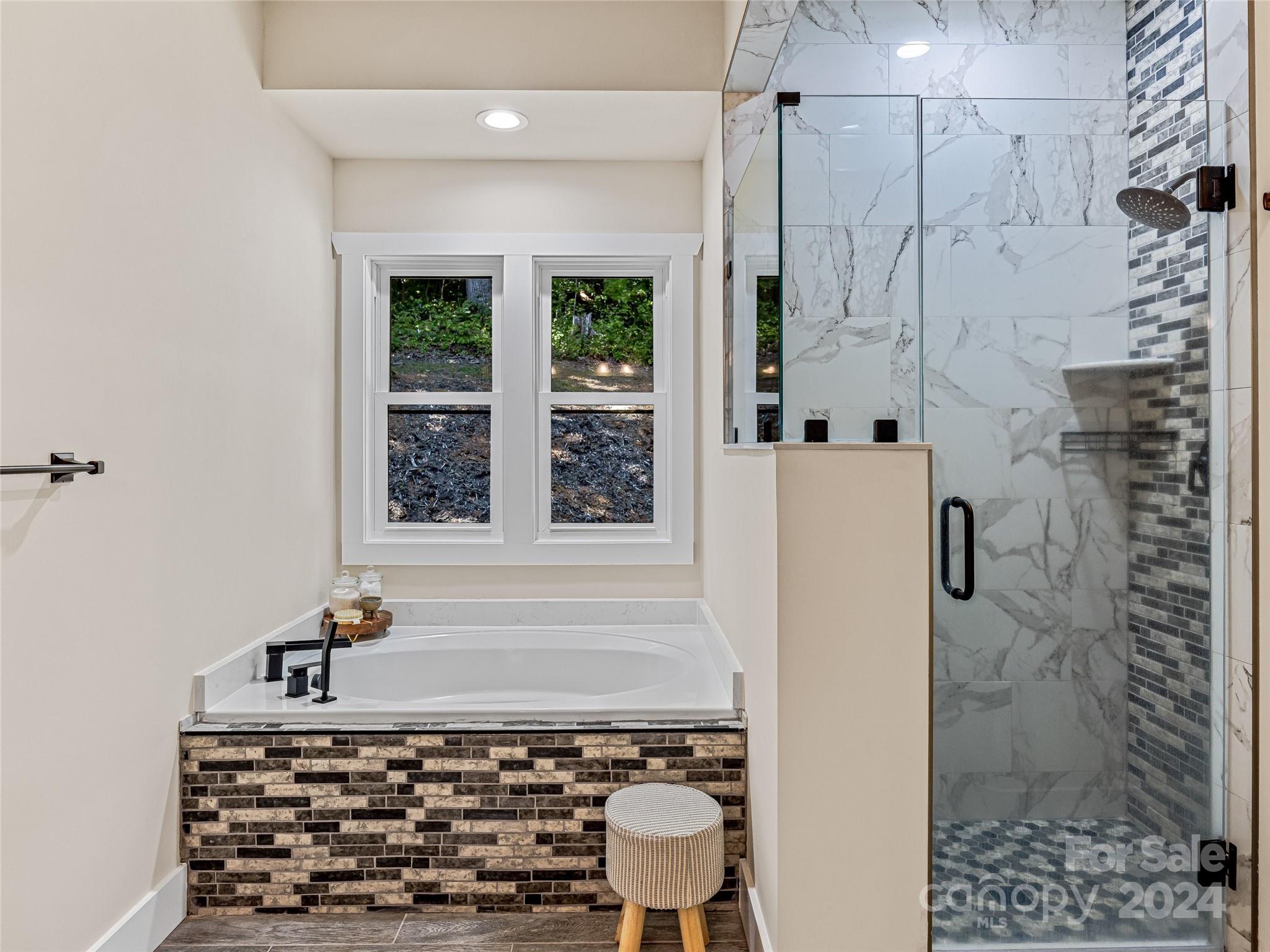 Haw Creek - Residential