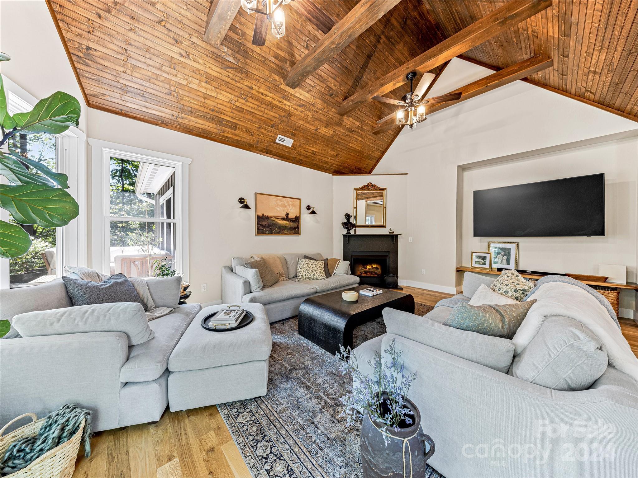 Haw Creek - Residential