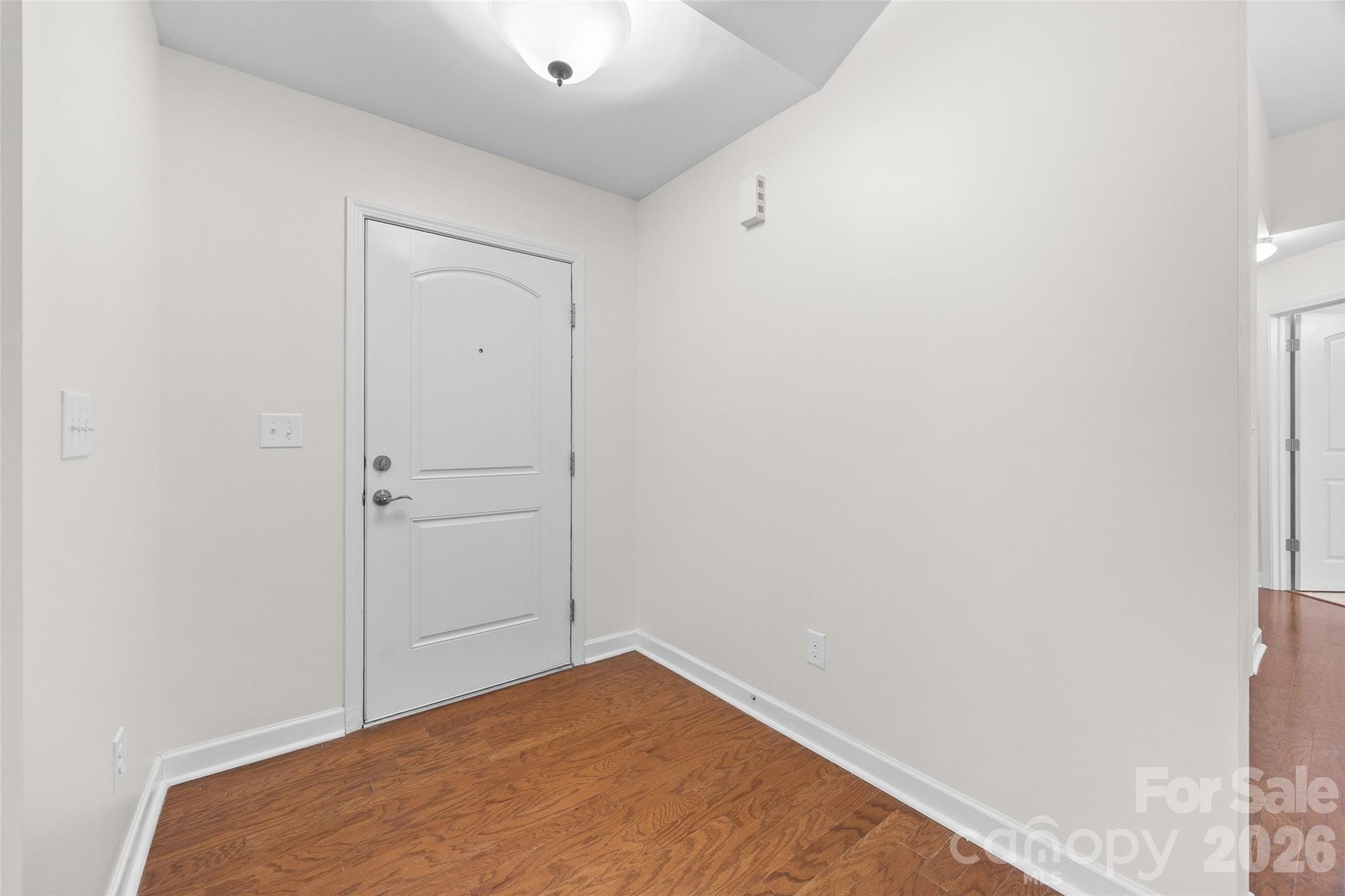 274 Lone Oak Circle