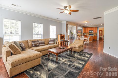 3208 Bur Oak Drive Gastonia NC 28056