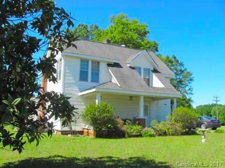 Cute older 2 story home. 2 bdrm/1.5 ba + bonus rm, formal dining. Needs your TLC. REDUCED