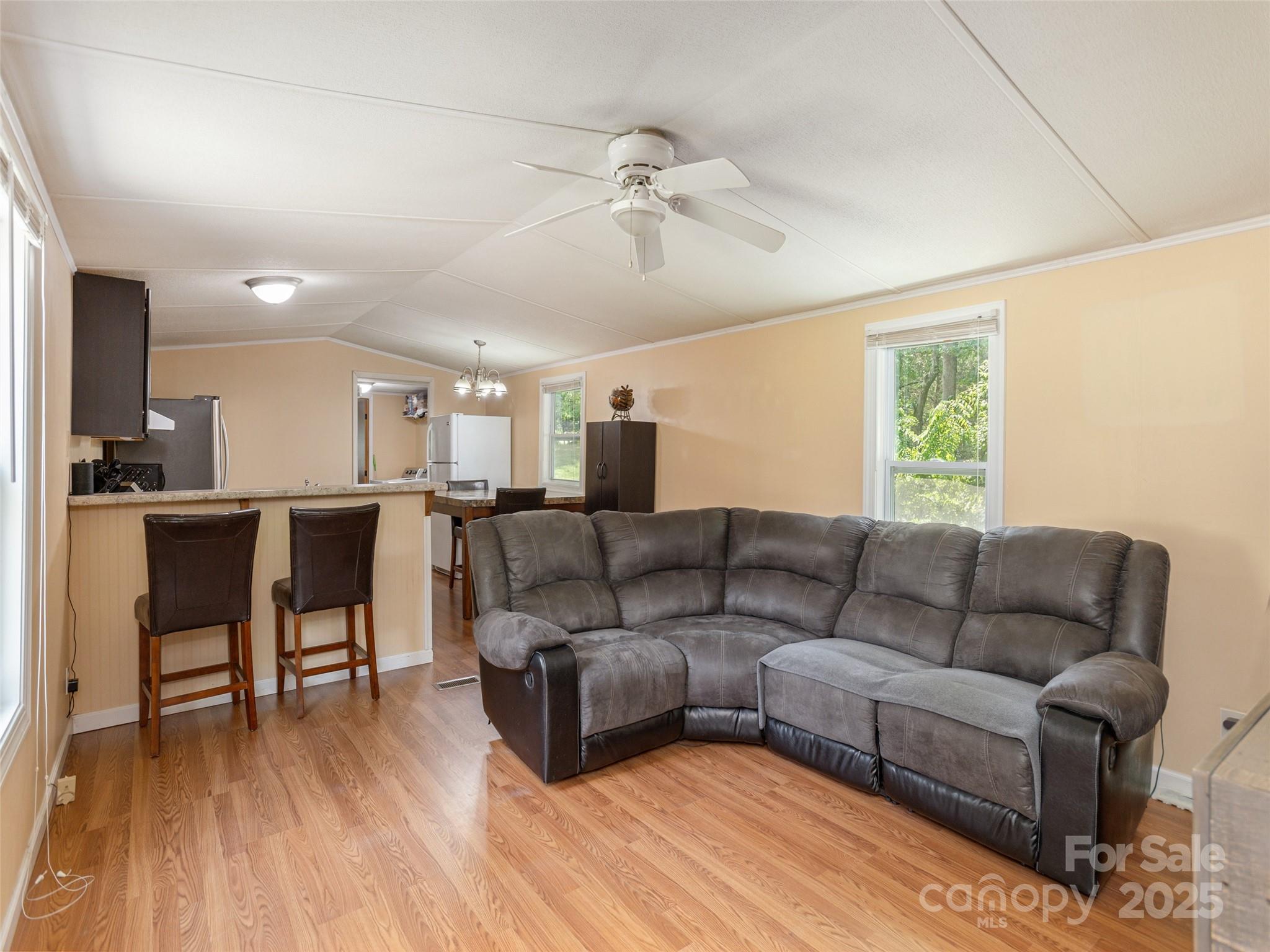 5 Shenandoah Road