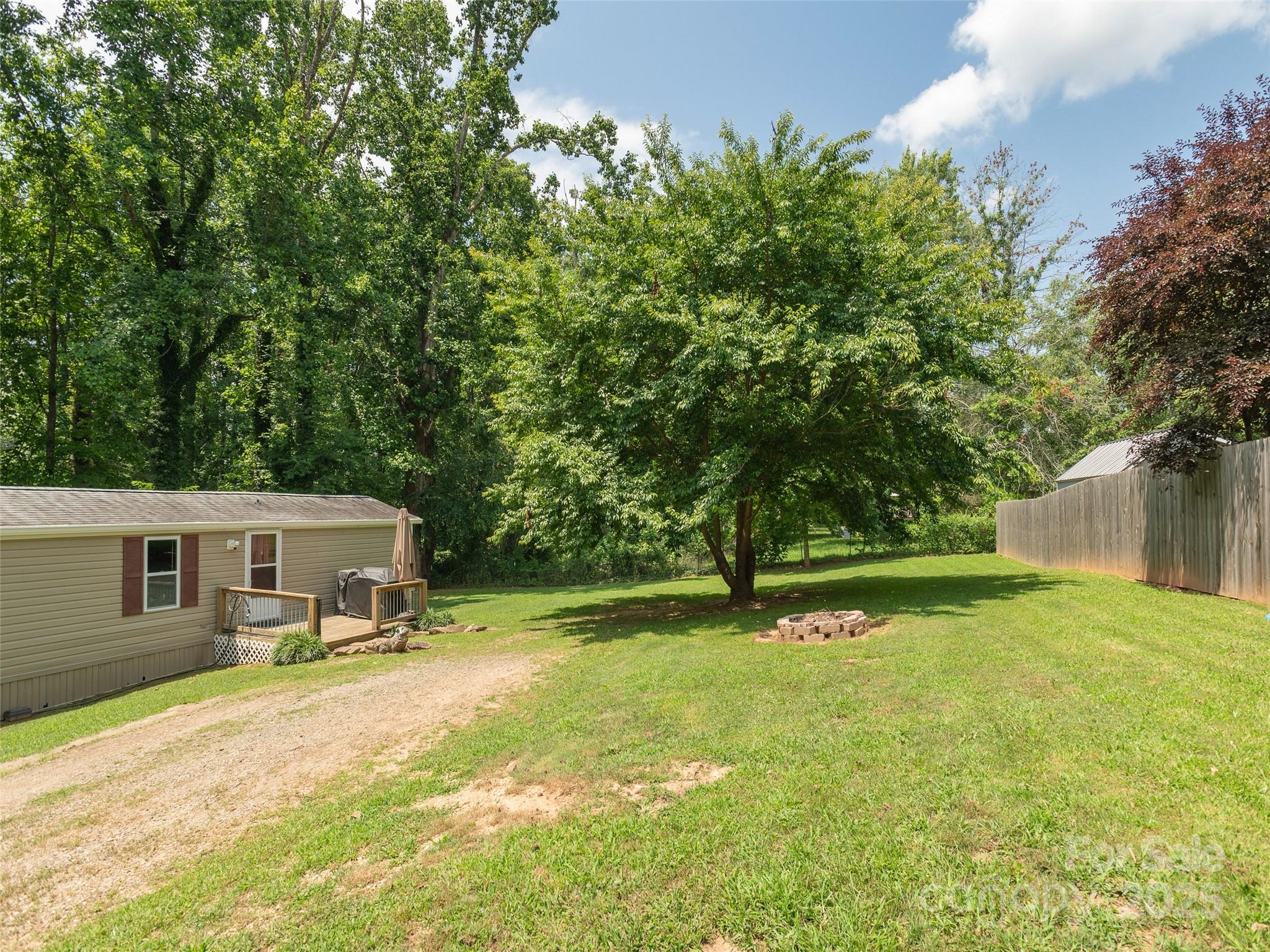 5 Shenandoah Road