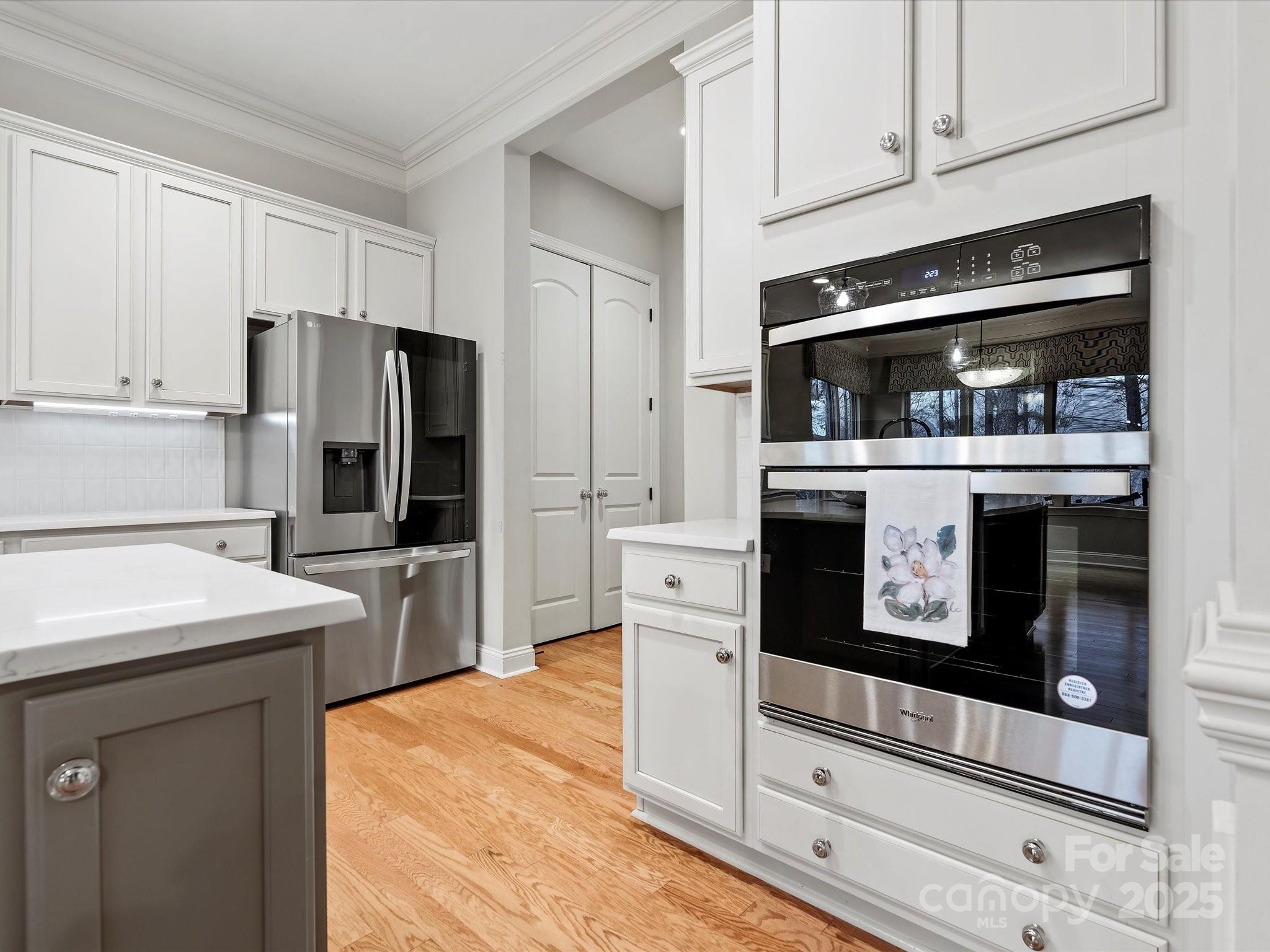 Barber Rock - Residential