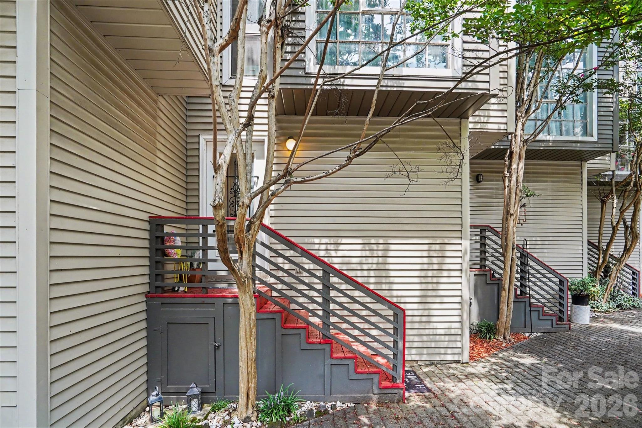 415 W 7th Street Unit F