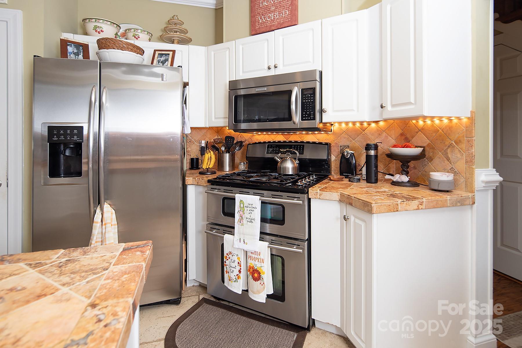 Hawk Hill - Residential