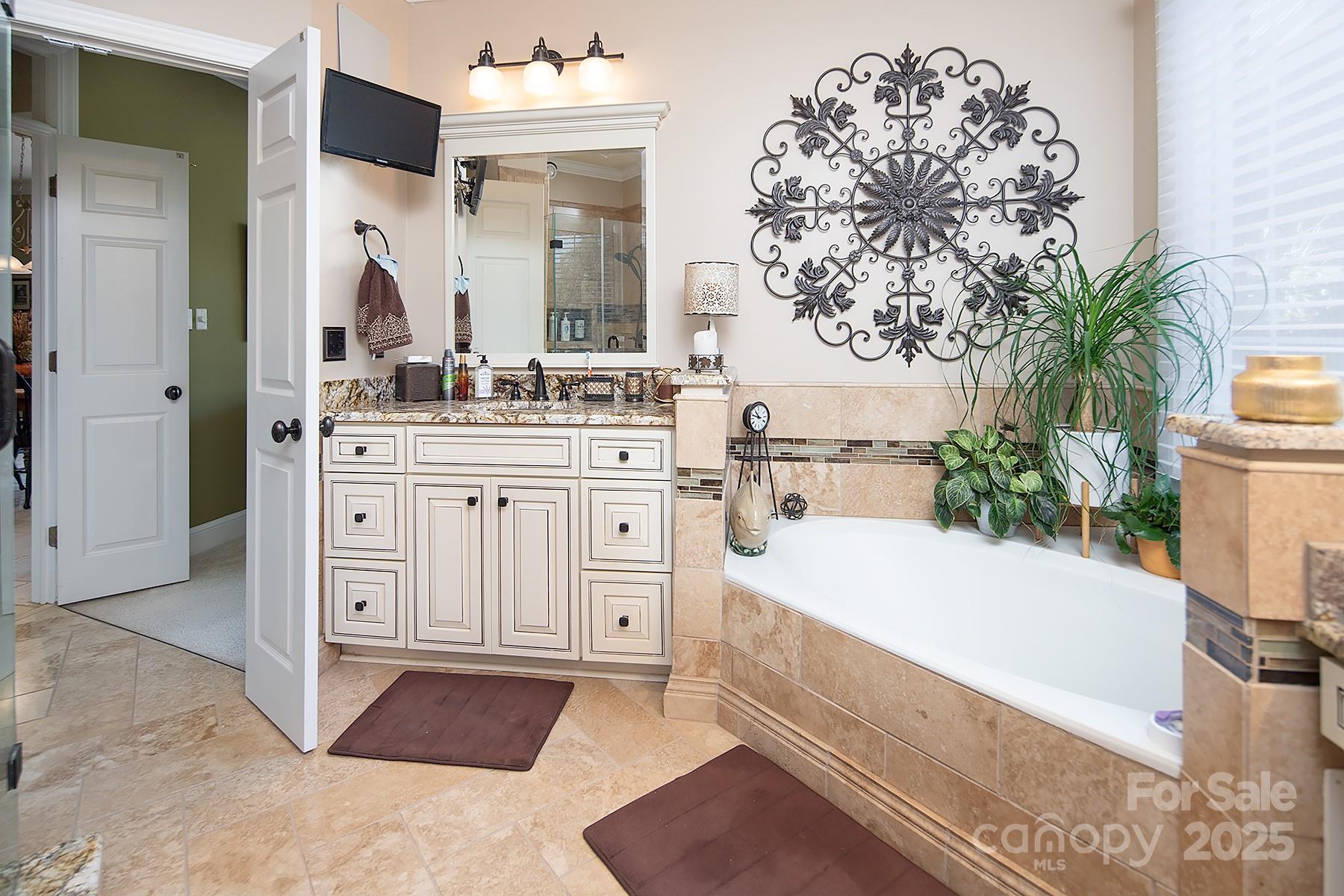 Hawk Hill - Residential