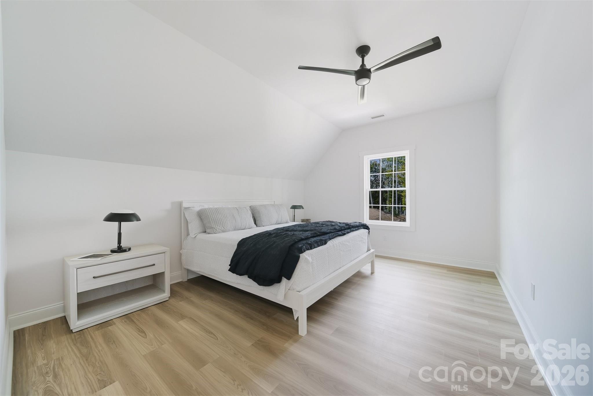 Waterfront Harbor - Residential