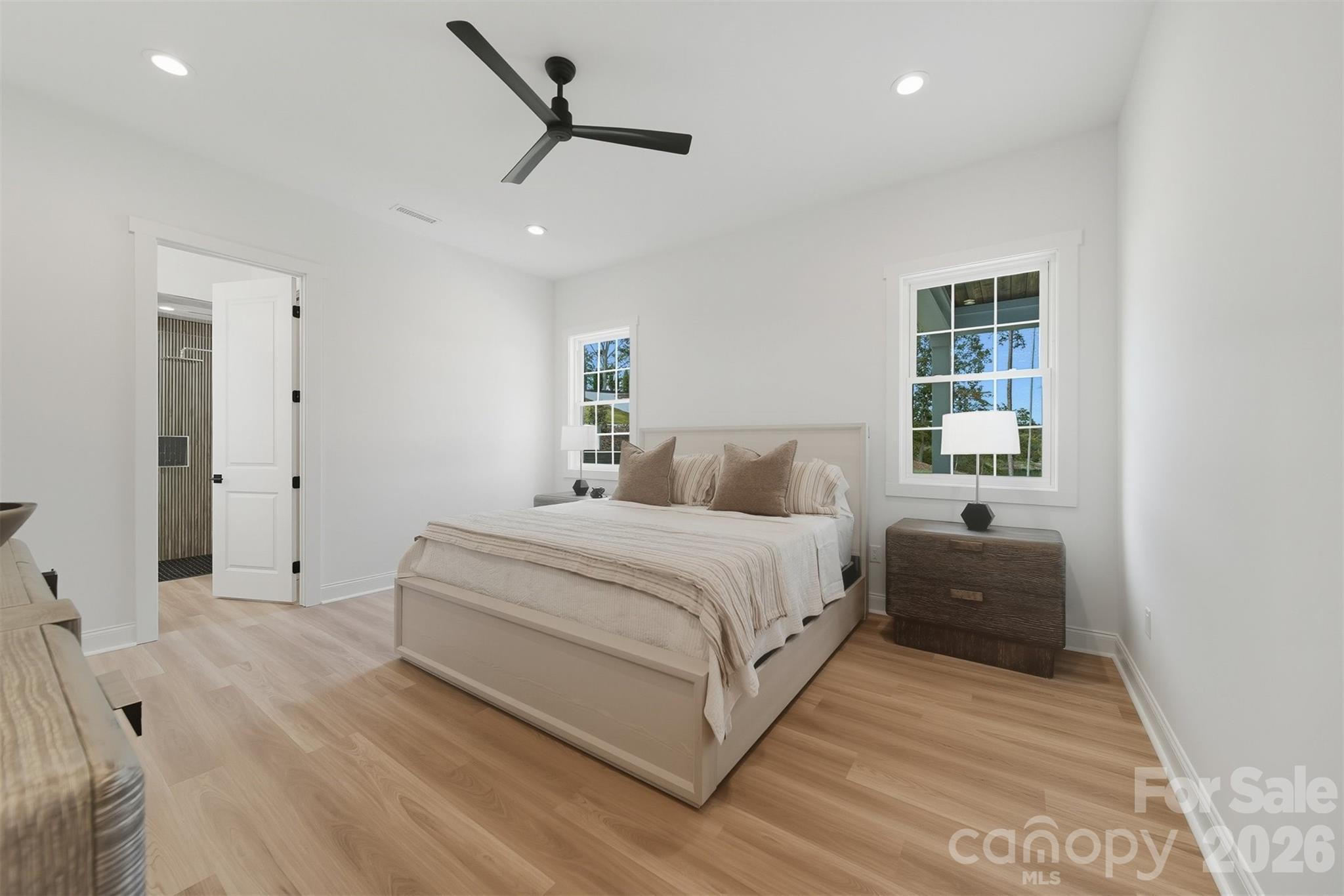 Waterfront Harbor - Residential