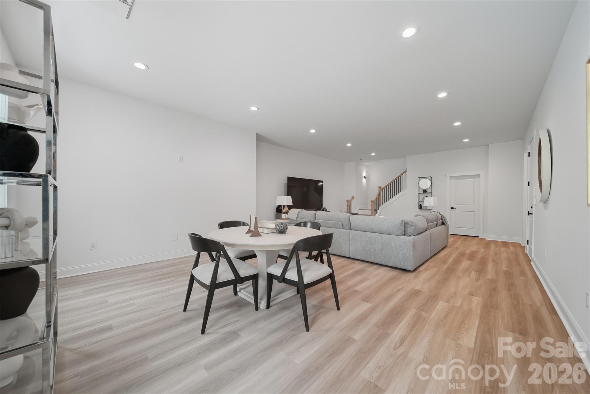 Waterfront Harbor - Residential