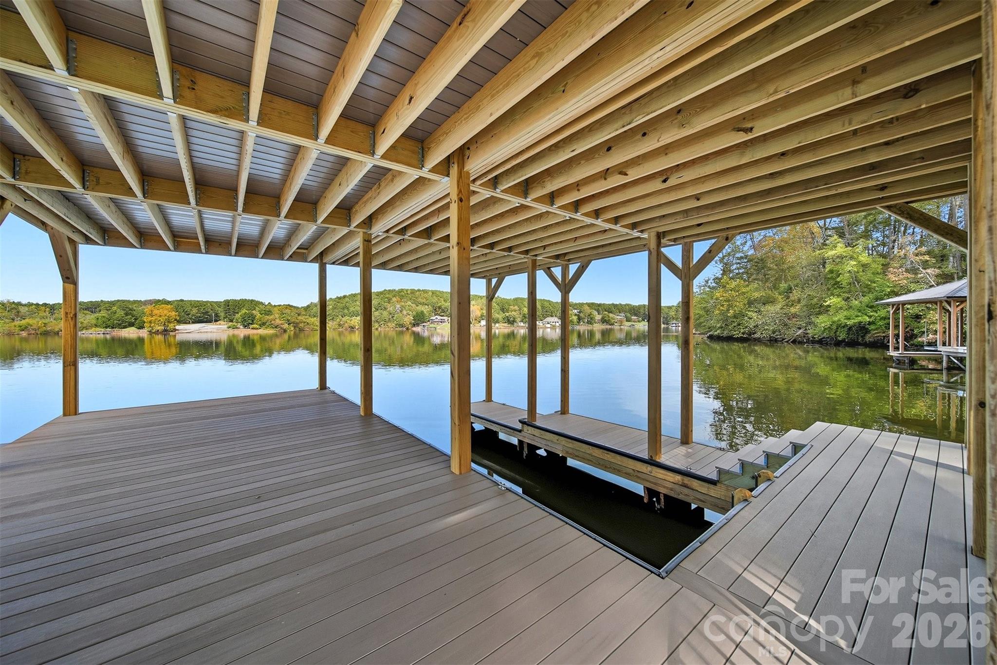 Waterfront Harbor - Residential