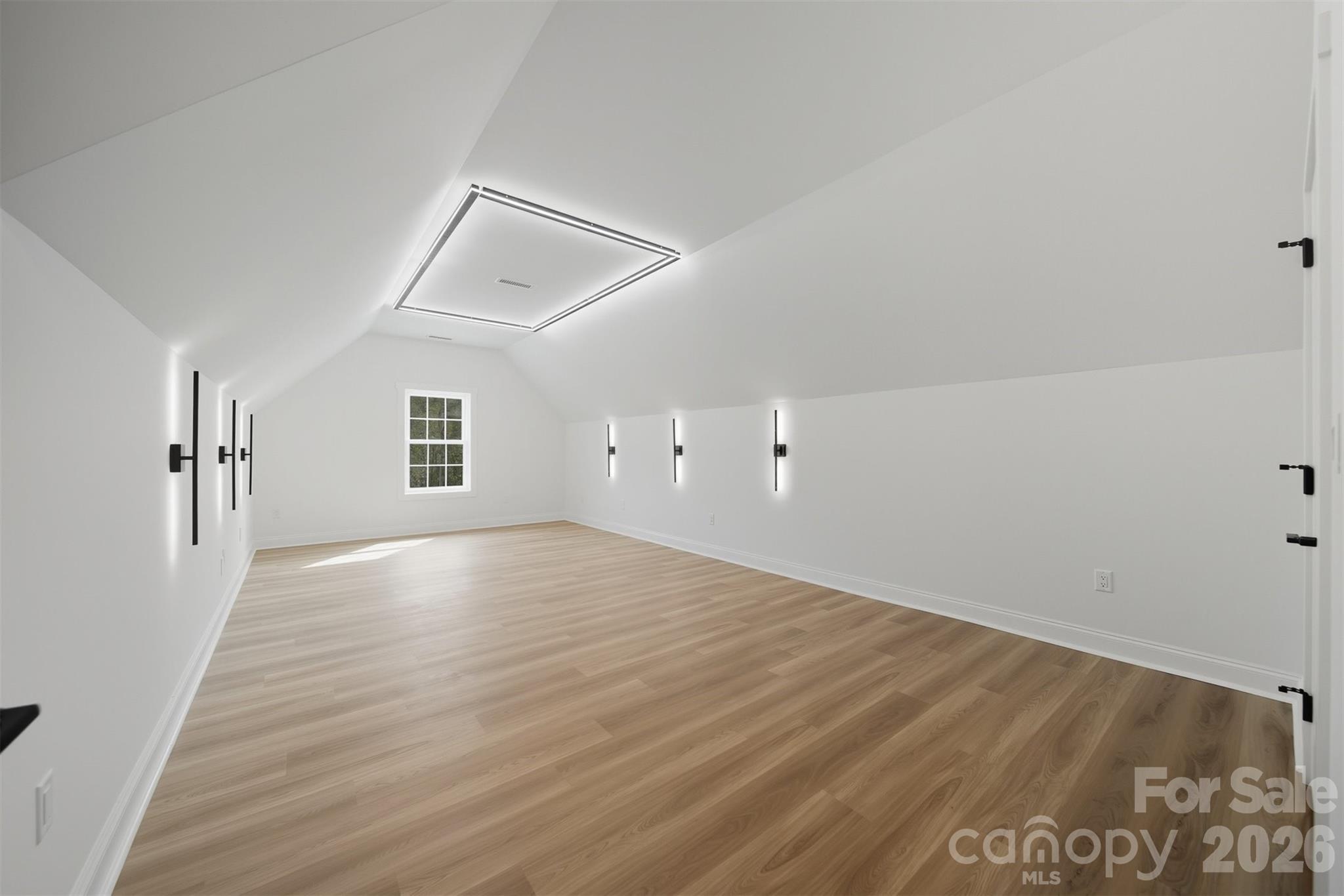 Waterfront Harbor - Residential