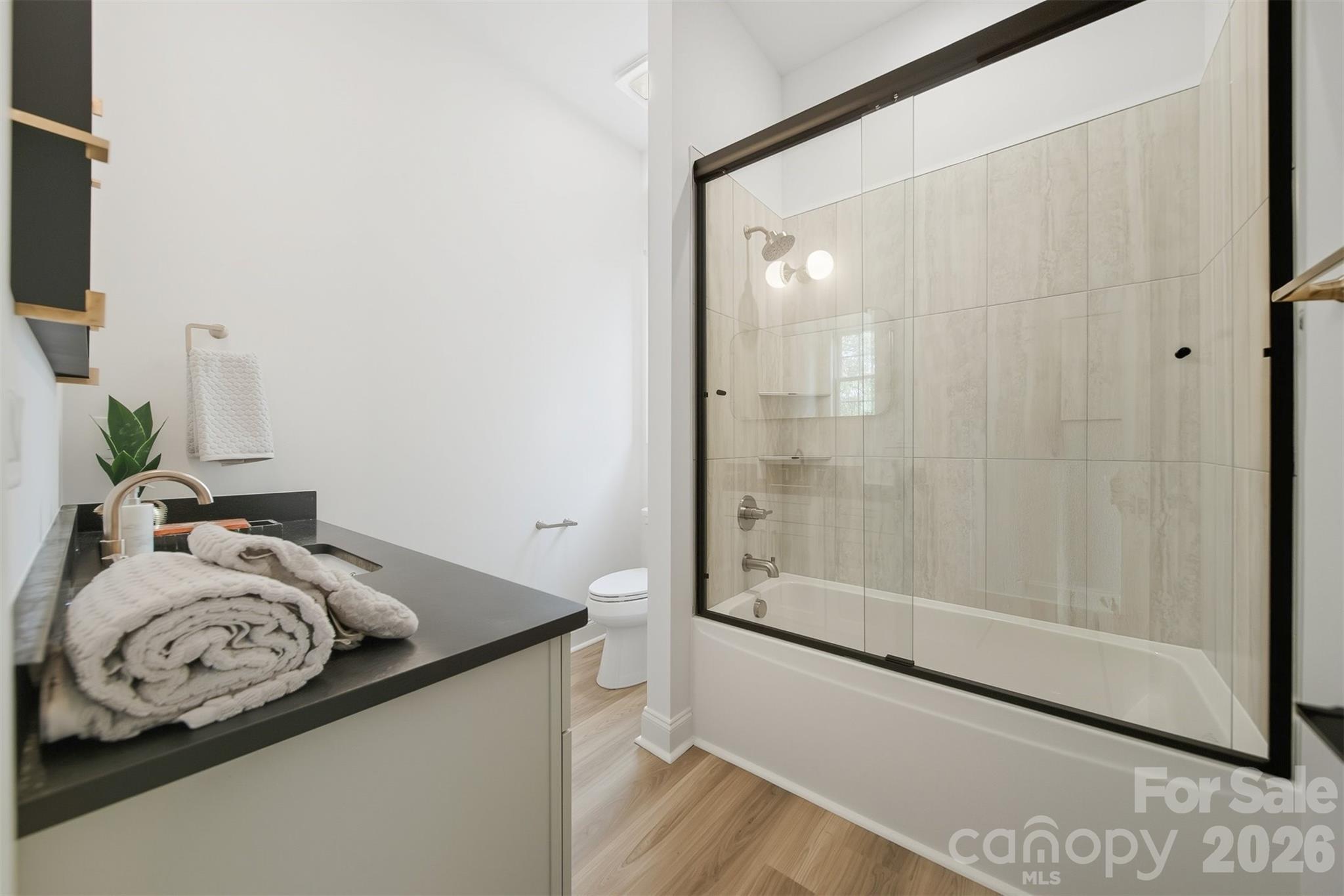 Waterfront Harbor - Residential