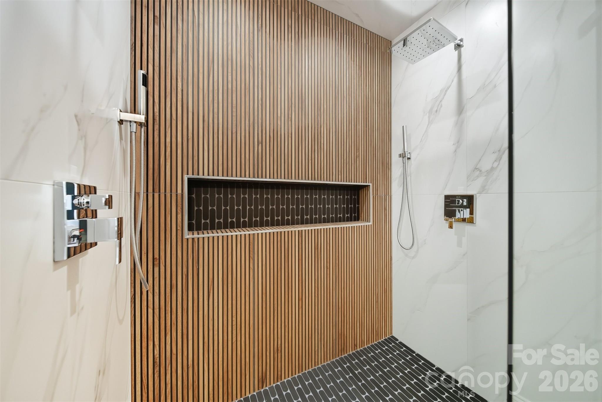 Waterfront Harbor - Residential