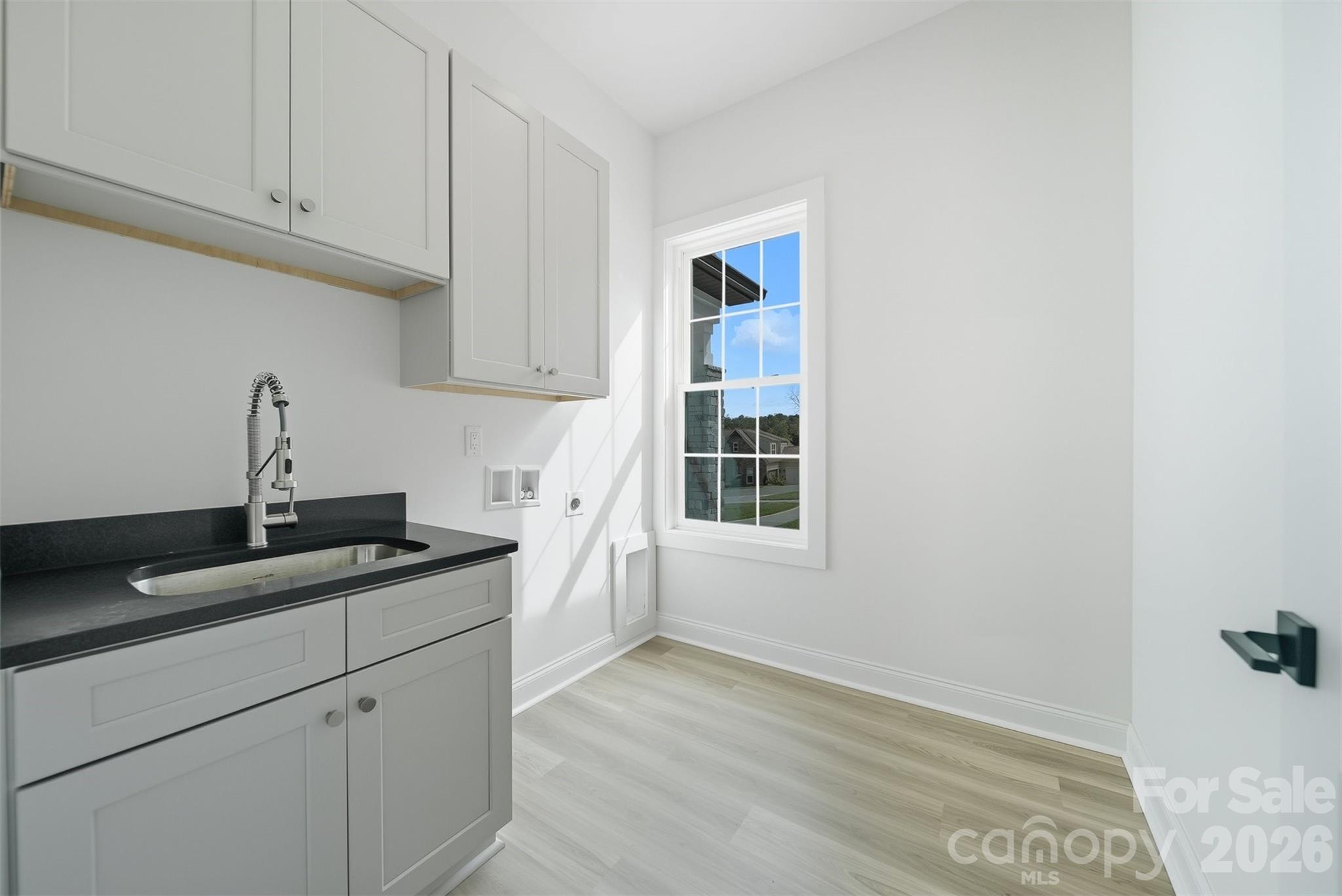 Waterfront Harbor - Residential