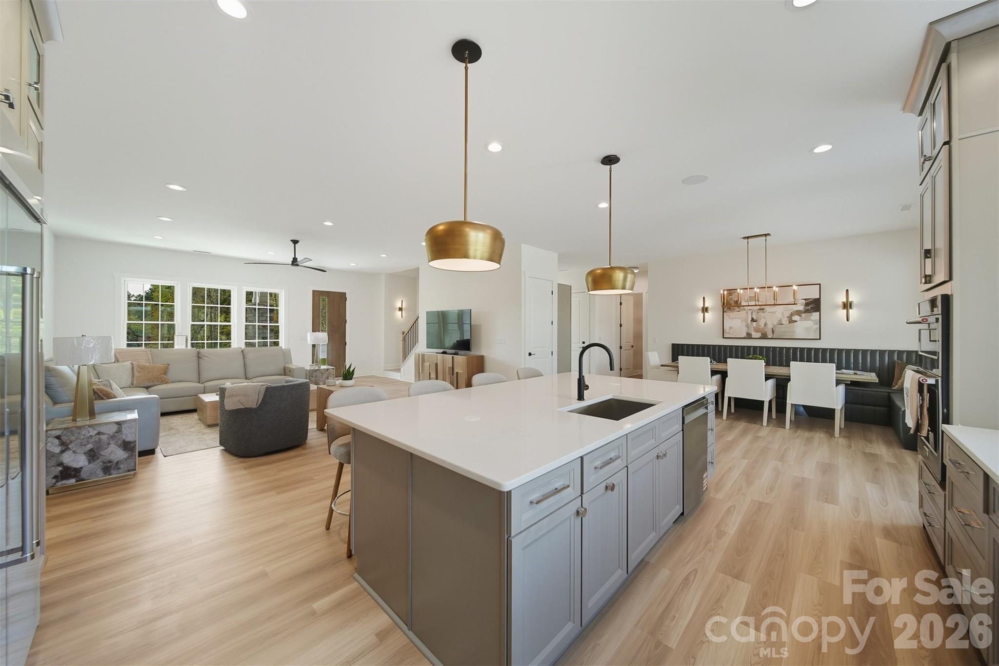 Waterfront Harbor - Residential