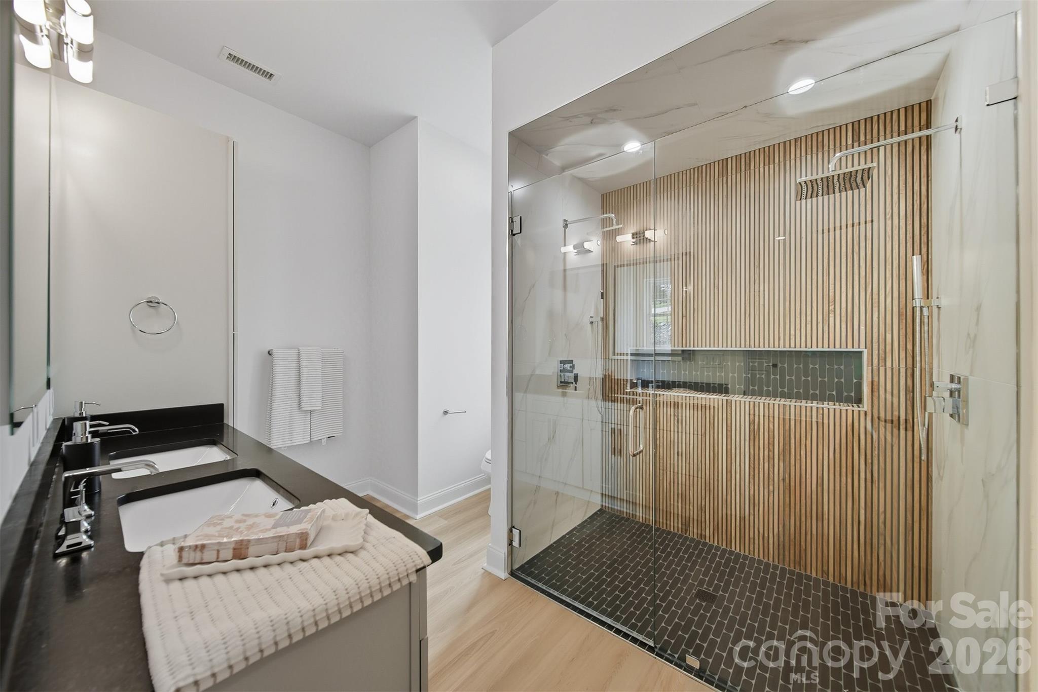 Waterfront Harbor - Residential