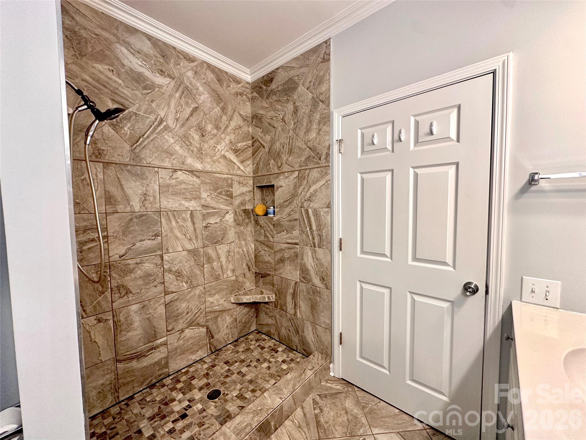 Belle Vista - Residential