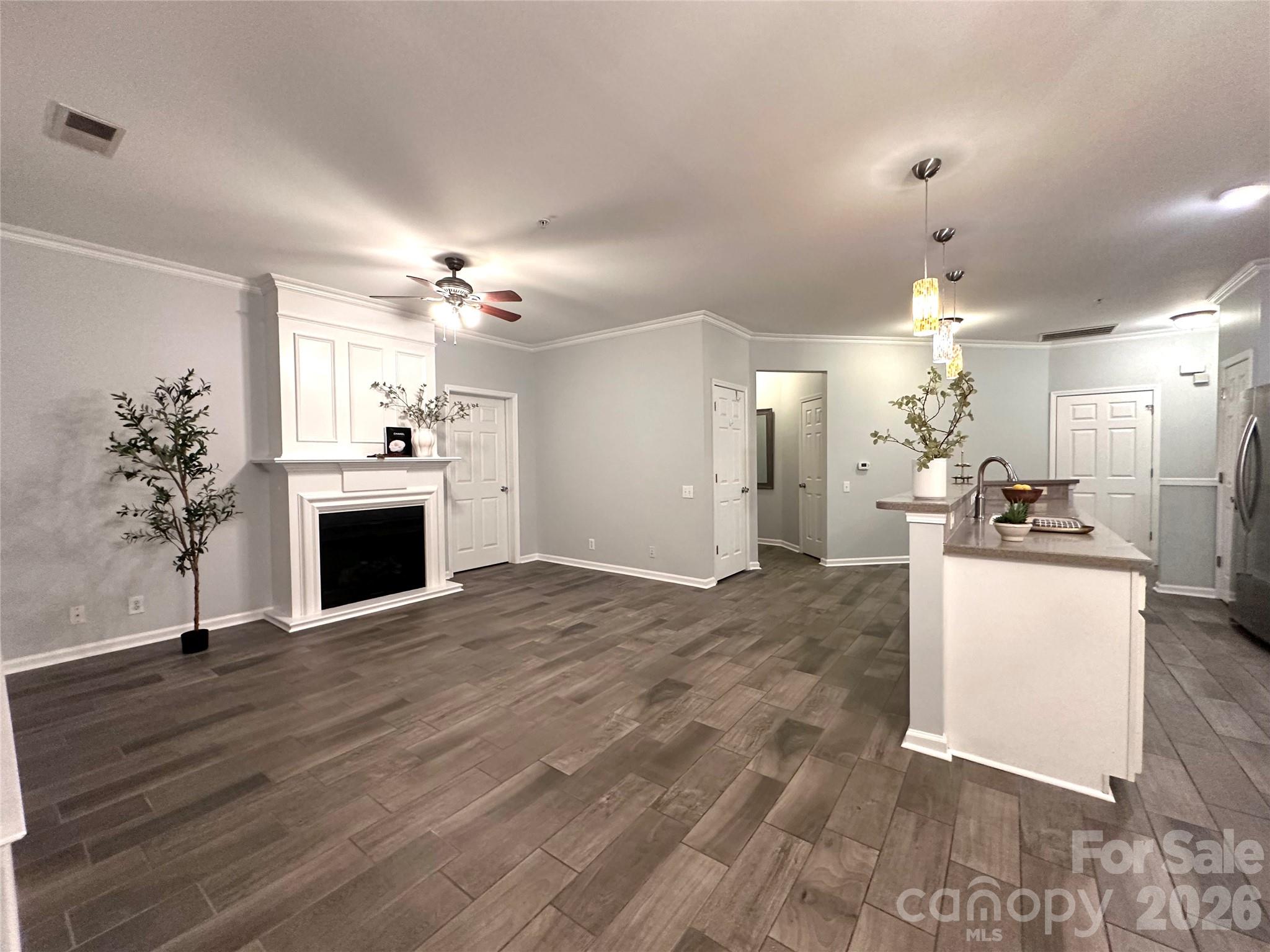 Belle Vista - Residential