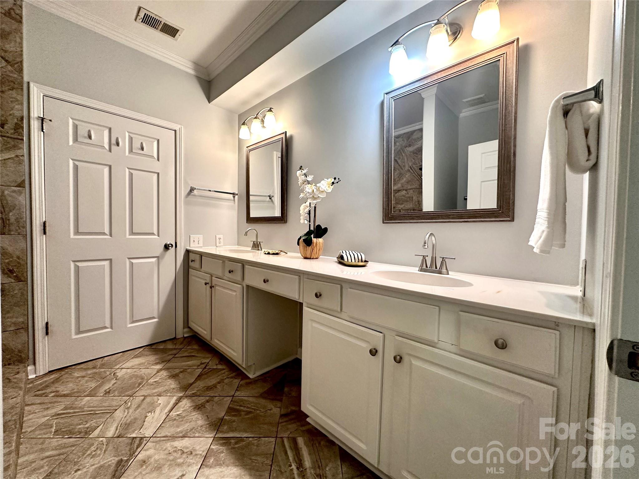 Belle Vista - Residential