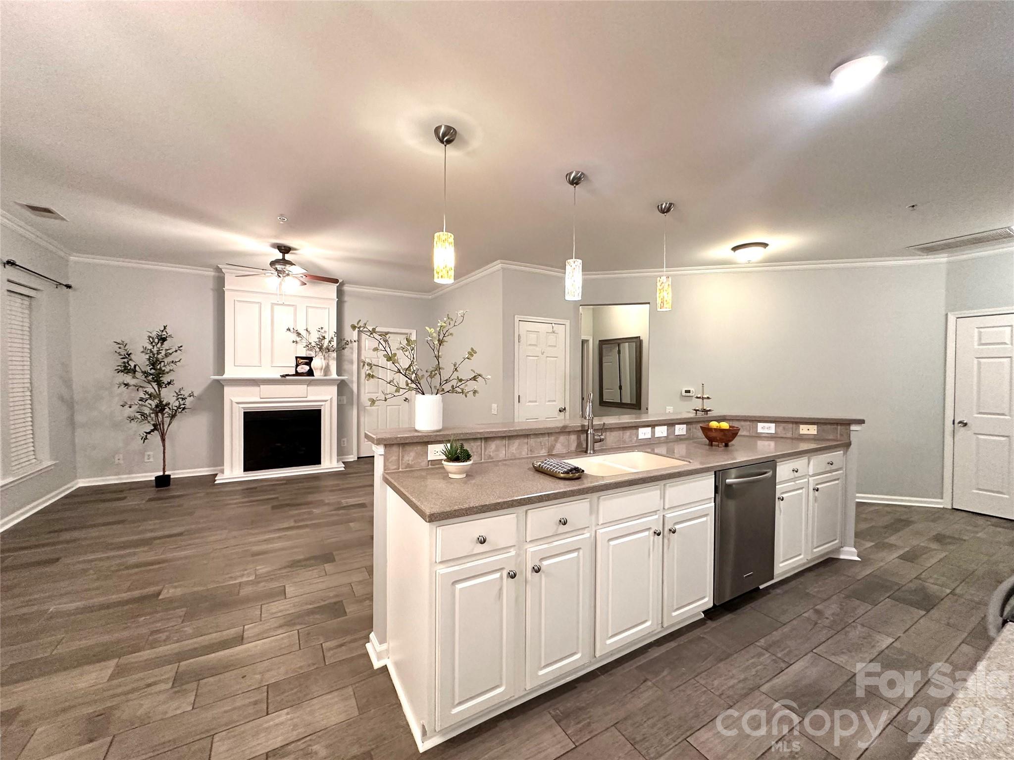 Belle Vista - Residential