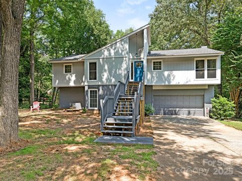 1405 Rinehart Court Charlotte NC 28270