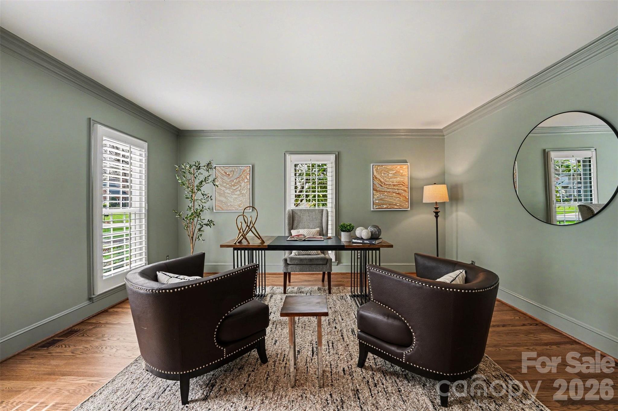 5606 Hillingdon Road