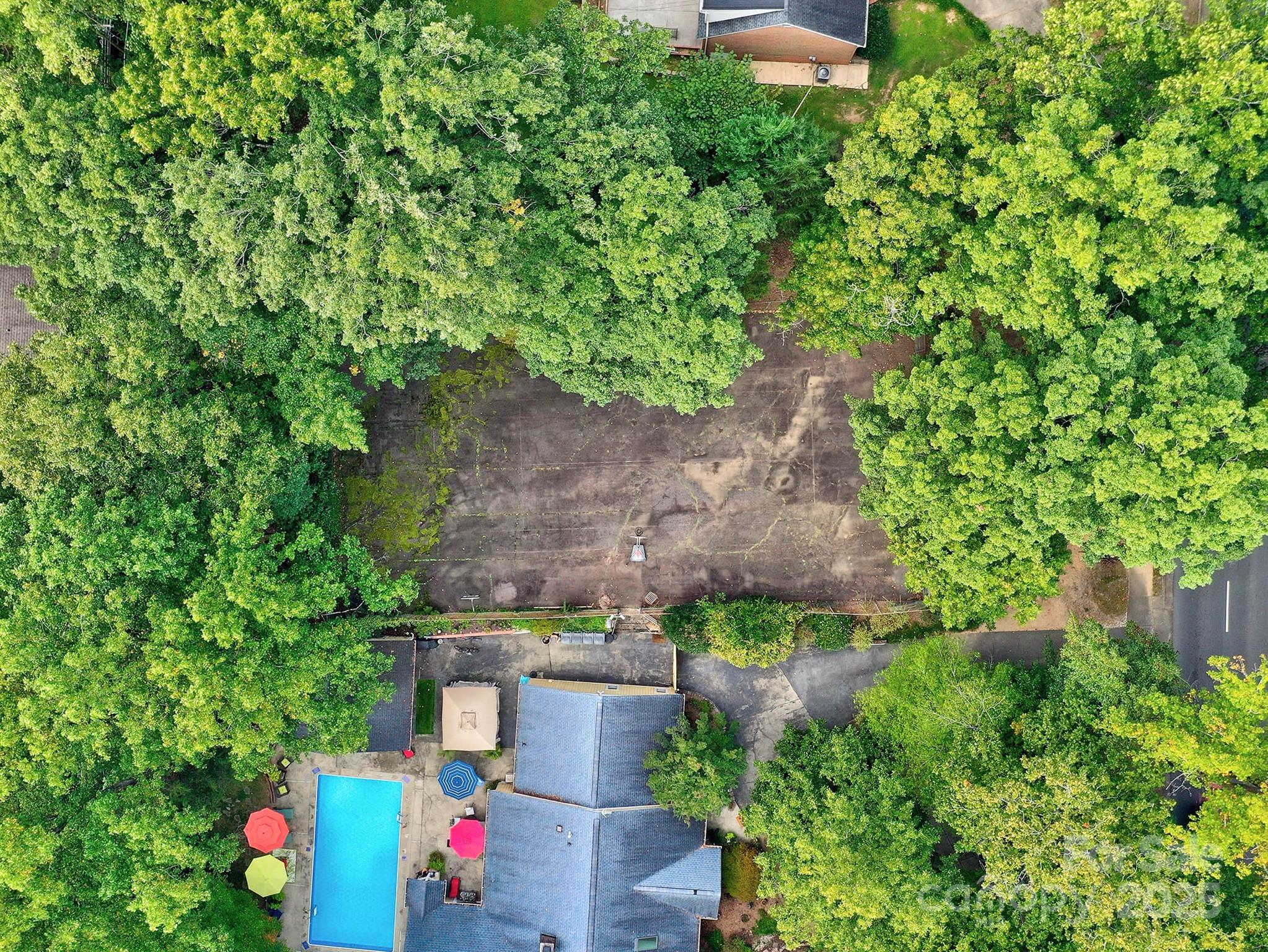 324 N Sharon Amity Road