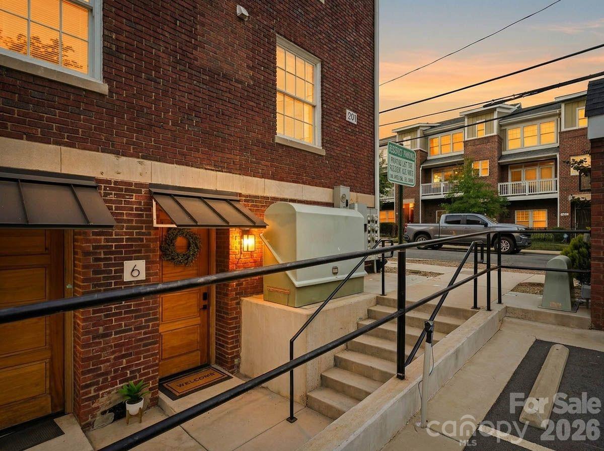 The Arches - Residential