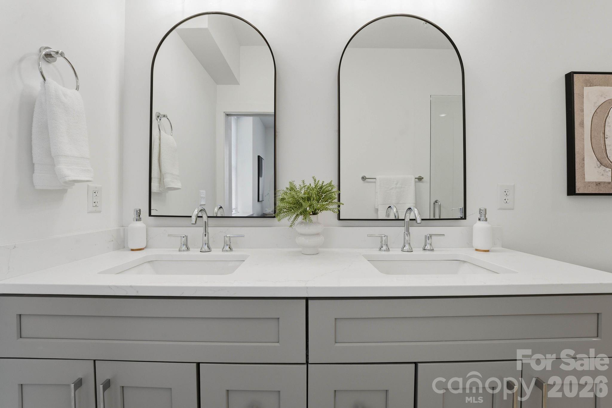 The Arches - Residential