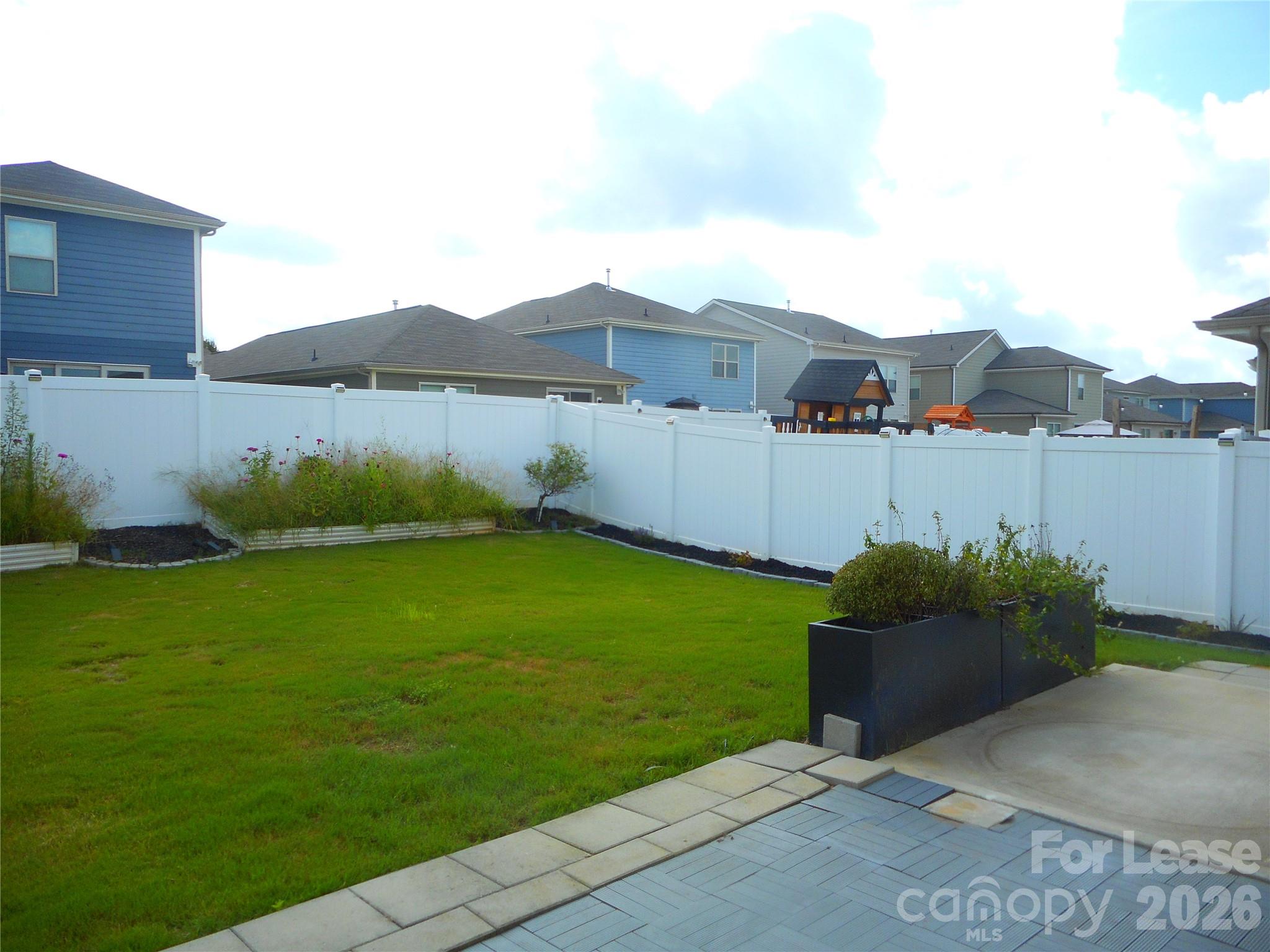 3058 Eastcott Avenue