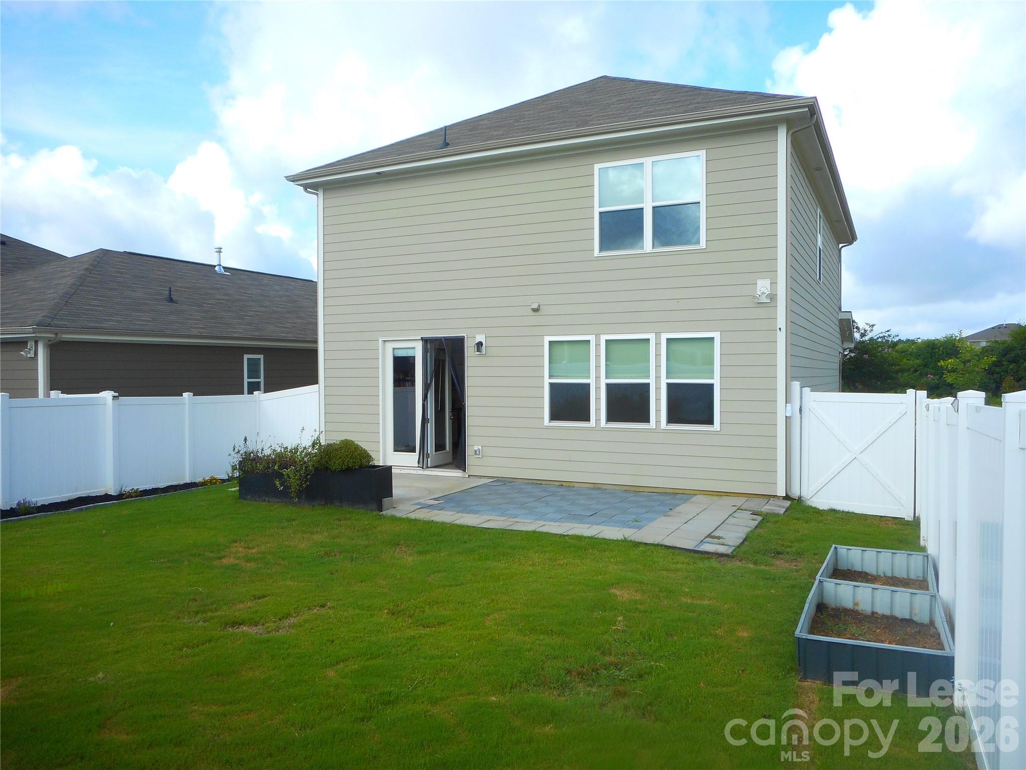 3058 Eastcott Avenue