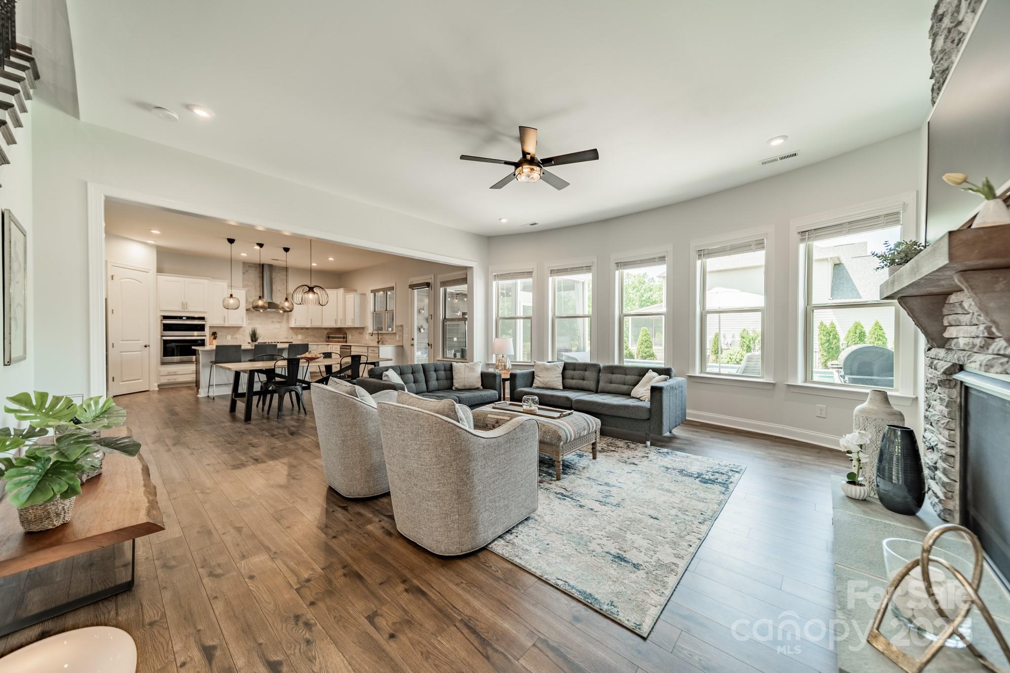 Queensbridge - Residential