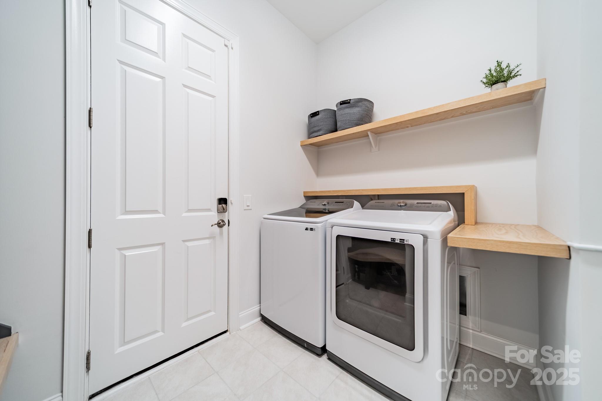 Queensbridge - Residential