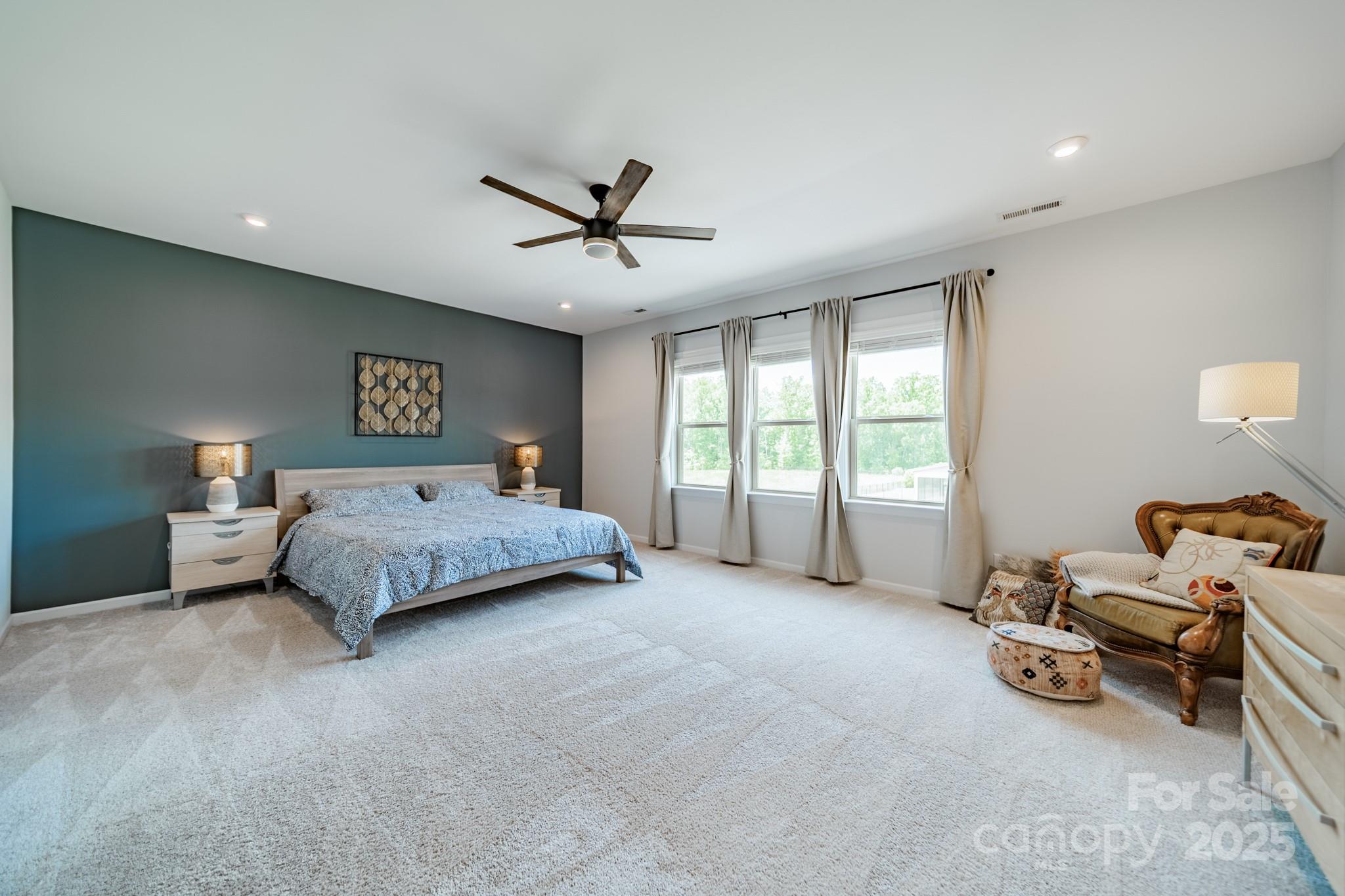 Queensbridge - Residential