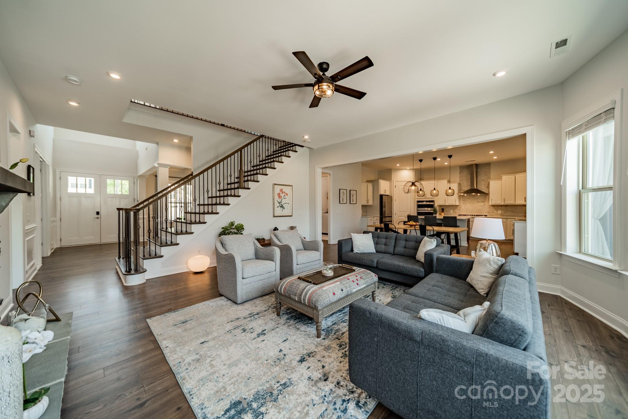 Queensbridge - Residential