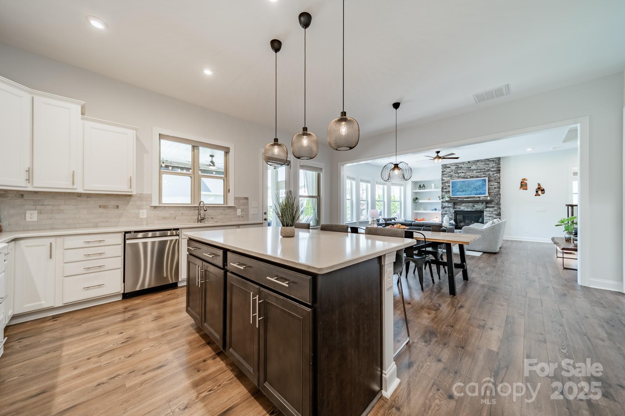 Queensbridge - Residential