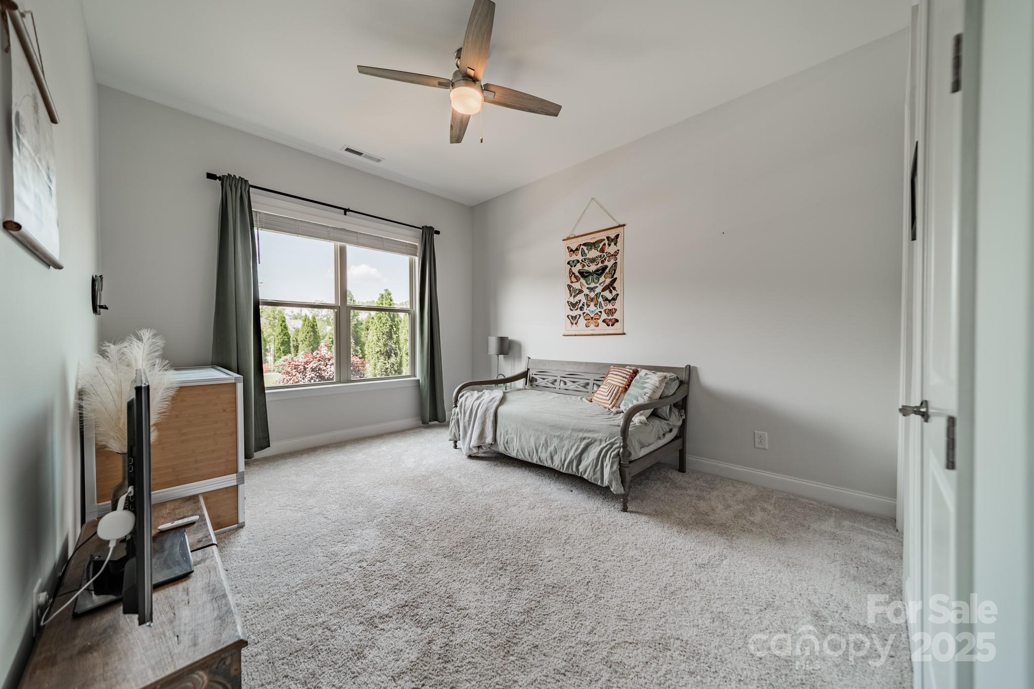 Queensbridge - Residential