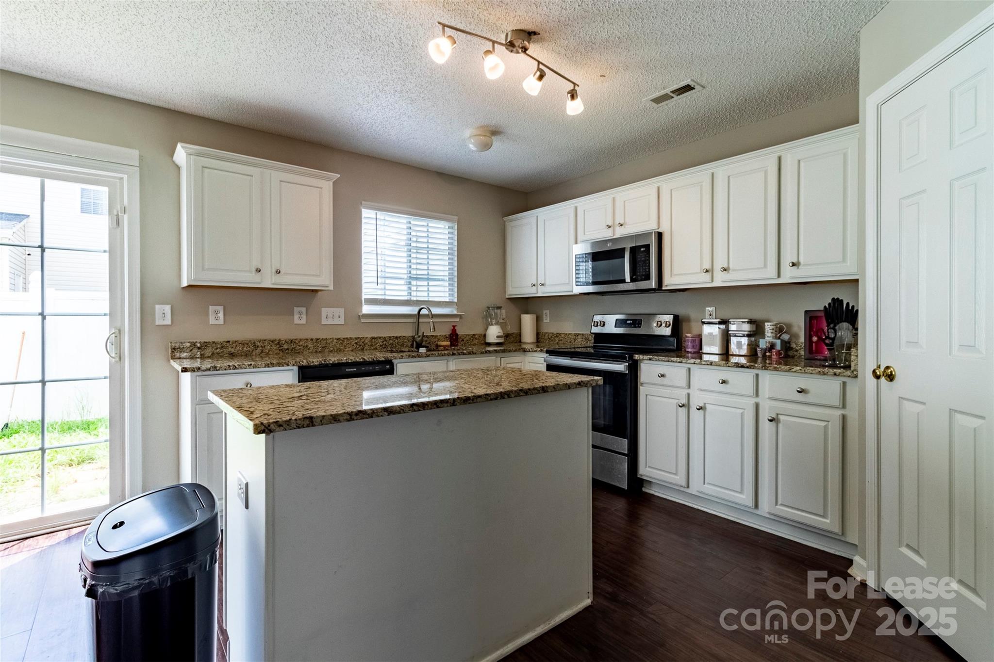 Catawba River Plantation - Residential Lease