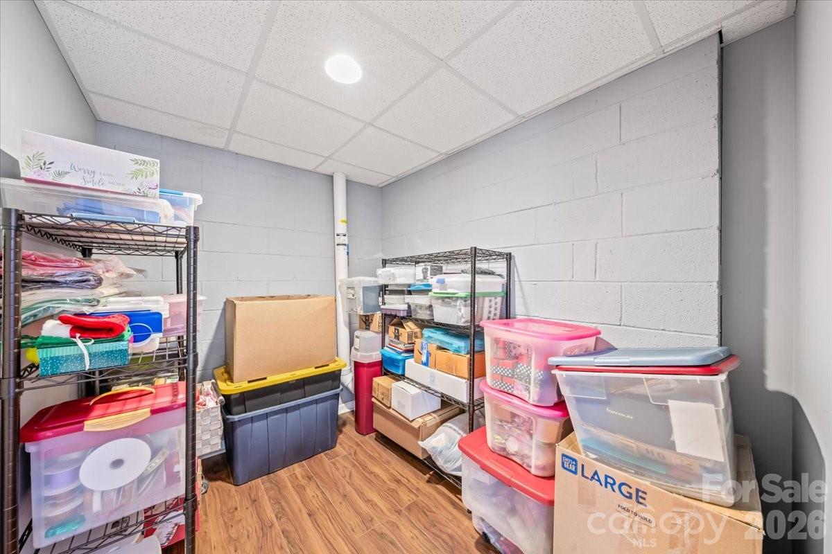 Old River Falls - Residential