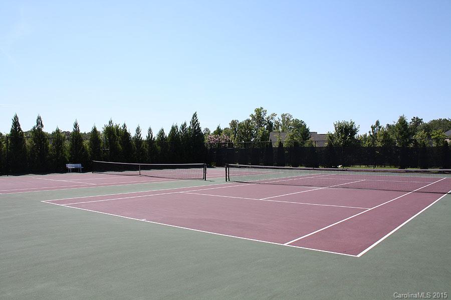 Lake Forest Preserve - Residential