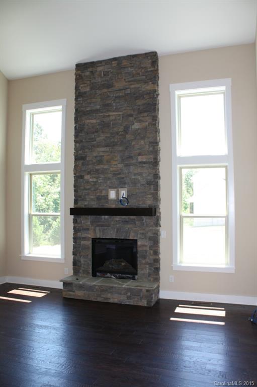 Lake Forest Preserve - Residential