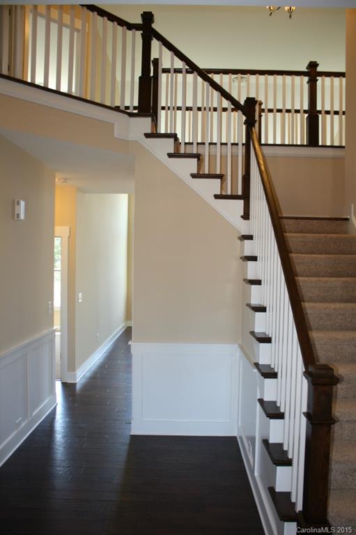 Lake Forest Preserve - Residential