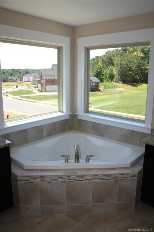 Lake Forest Preserve - Residential