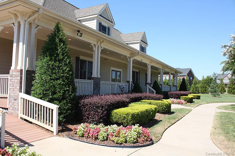 Lake Forest Preserve - Residential