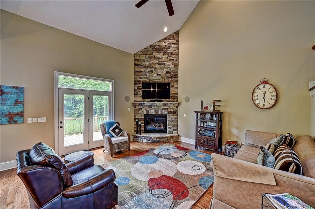 Falls Cove - Residential