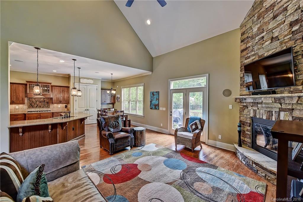 Falls Cove - Residential